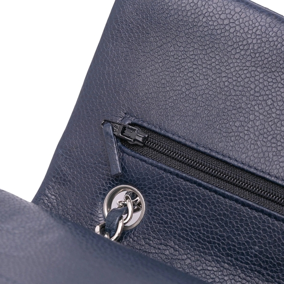 Chanel Dark Blue Quilted Shoulder Bag - Picture 3 of 7